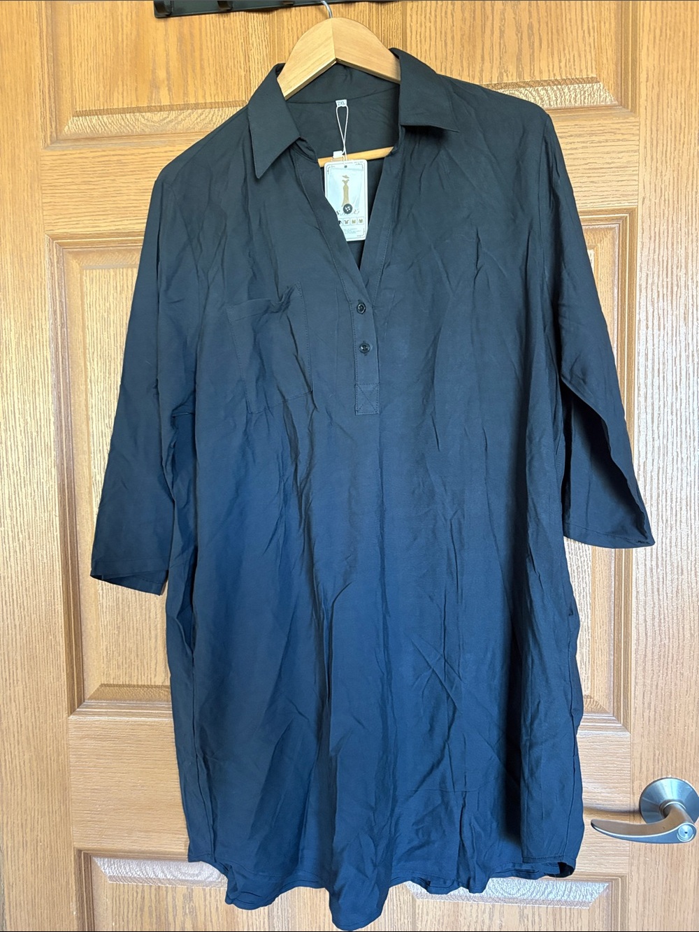 Women’s black shirt dress with pockets, Collared Henley Shirt - SMX